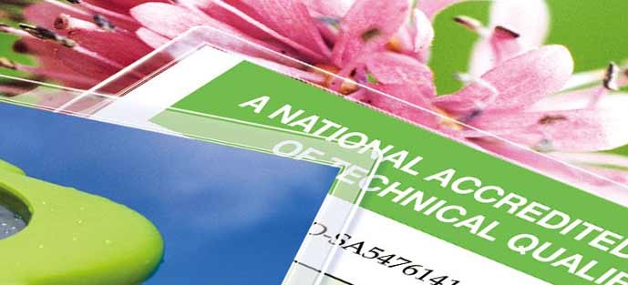 Guide complet pour réussir la plastification de vos documents